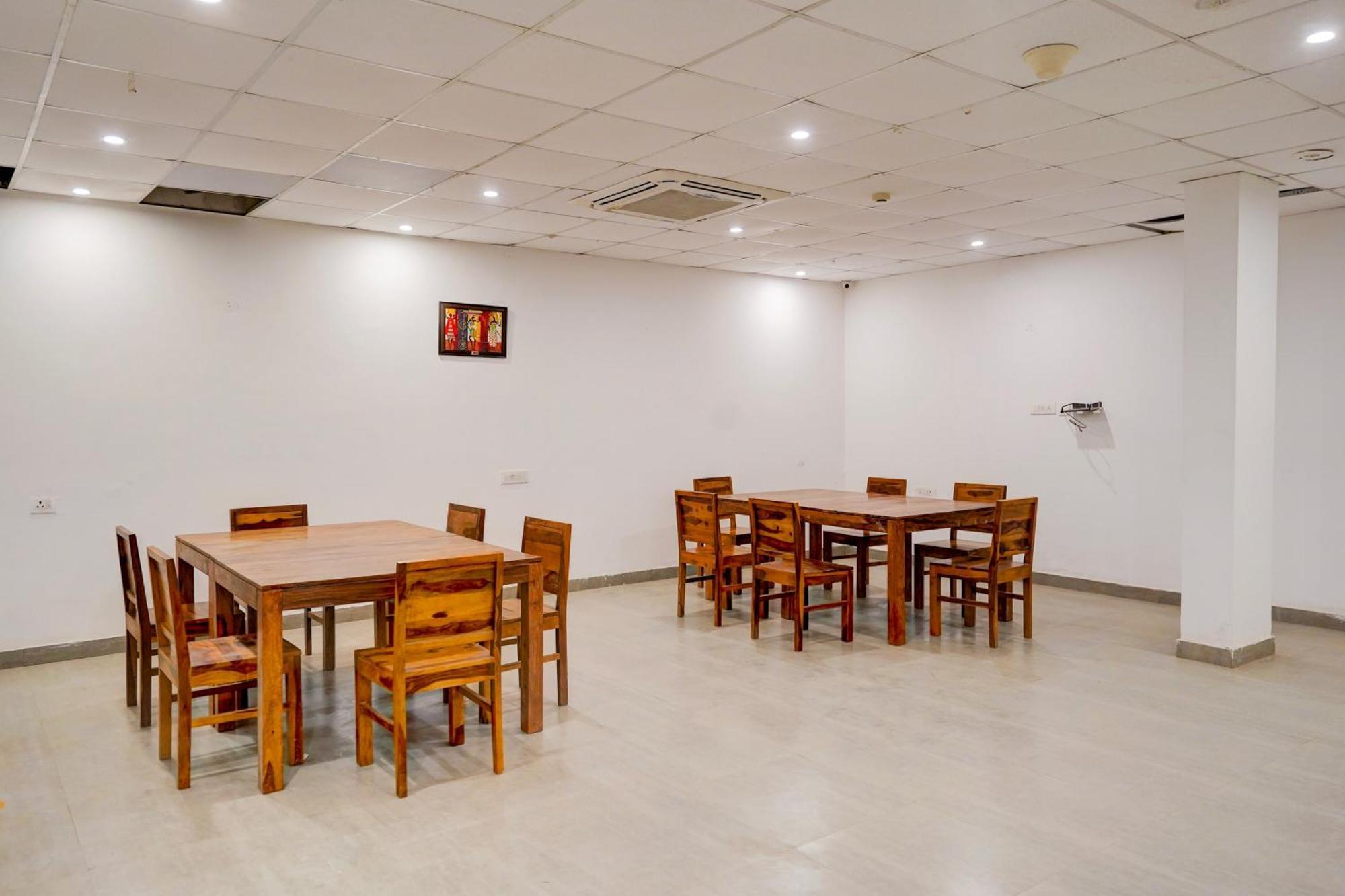 Townhouse Delight Inn Gurgaon Luaran gambar